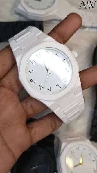 Polycarbonate White Arabic